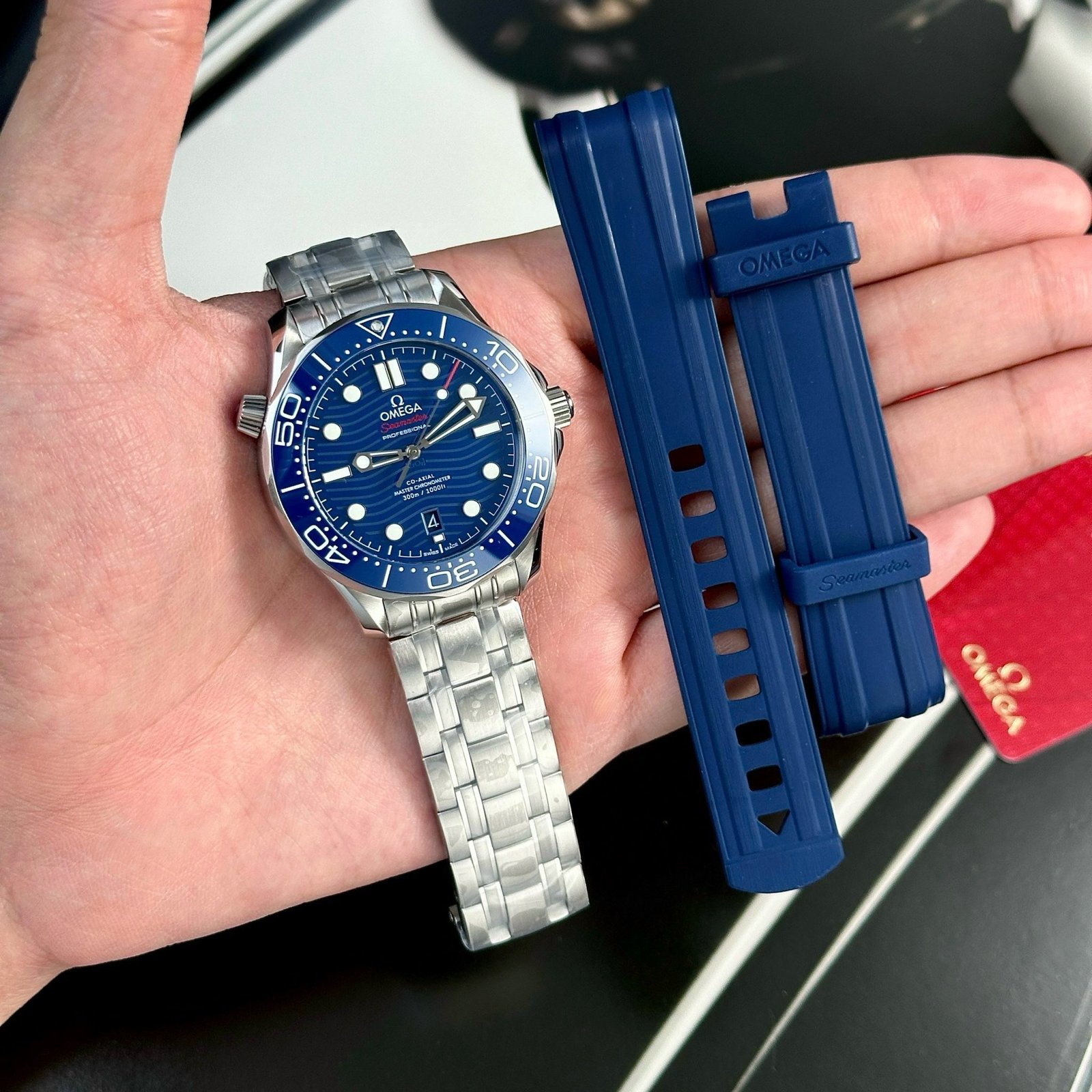 omega speedmaster 42mm blau/edelstahl kautschuckband omega speedmaster 42mm blau/edelstahl kautschuckband